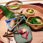 WAGYU USHITOMI - 蟹身うるい、飯蛸有馬煮、菜の花、のれそれ、牛生ハムとチーズ味噌漬