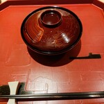 WAGYU USHITOMI - 椀物は牛テールスープの若竹煮