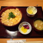 鳥茶屋 - 地鶏 親子丼