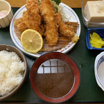 いな穂 - 料理写真:鶏ヒレ定食