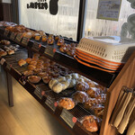 伊三郎製パン - 