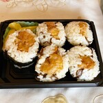 ピアゴ - 料理写真:そば屋の天むす 衣が蕎麦辛汁風味 ご飯に子持ちキクラゲ