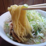 関越ラーメン 仙龍 - 麺