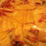 魚道場ます - テンポラリーに♪釣った魚を下ろしてもらっている間にちょっとだけお刺身でMGMG