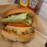 Sims Lane Burger Stand - サイド