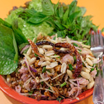 タイ料理とカラオケ クンヤーイ - 