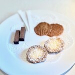 コート ドール - 2023.2.  プティフール