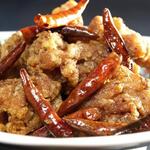 元氣餃子 弄堂 - 若鶏の唐揚げの四川炒め