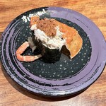 Sushi Kuine - 香箱かに軍かん(1貫)、530円