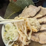 手打ち中華そば 酒田 - 麺