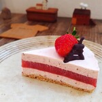 カフェリン - ■苺のレアチーズケーキ