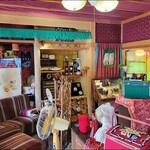 喫茶 ママンヌ - 店内