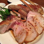 Shirakabe Kurabu - 豚肉、ソーセージとにかく美味