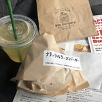 Irie burgers - 天然起司漢堡與柑橘可樂