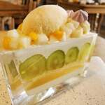 ラトリエ ア マ ファソン - ショートケーキをAmafaconが作ったらこうなりました(笑)②