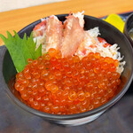 Crab and salmon roe bowl