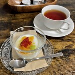 お食事処 だんらん日和 - 本日のランチ(¥1,650) デザート・紅茶