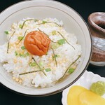 Ochazuke（boiled rice with tea）(salmon, plum, mentaiko)