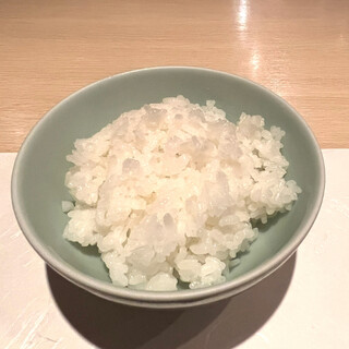割烹 大田川 - 艶々のご飯北新地の中でも土鍋で炊くハイクオリティの米‼️