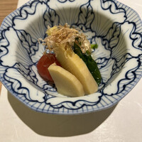 鮨 つむぎ - たけのこと菜の花とトマト