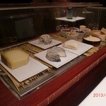 メゾン ポール・ボキューズ - 熟成も十分のフロマージュ