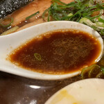 鯛だしそば・つけ麺　はなやま - 鯛だしブラック スープ