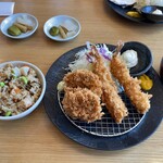 とんかつ玉藤 - 海老２ひれ２定食