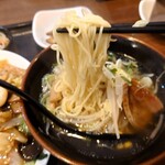 萬福楼 - 麺リフト