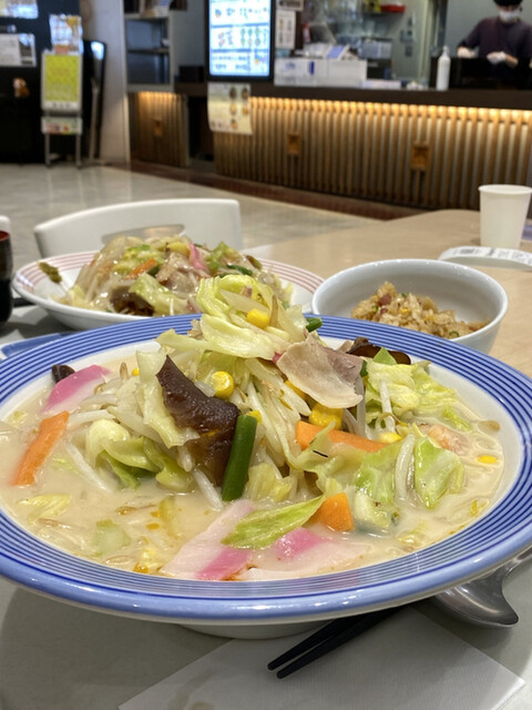 Ringer Hut Rifu~Oku Inazawa Ten photo 5