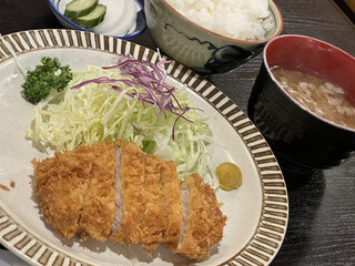 Mikuni - しんころロースカツ定食