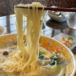 中国料理 竜苑 - 