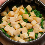 温石 - 筍ご飯に炭焼きの平貝を混ぜ込みます