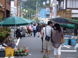 Obanzai Shin - 定休日には地方の朝市を覗きに