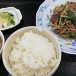 勝沼飯店 - 料理写真:レバニラ定食