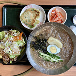 Kumasambiki - 冷麺・大盛り牛カルビ丼セット