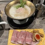 名もなきラーメン - 白＞白(しろよりしろ)