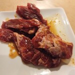 和牛焼肉食べ放題 肉屋の台所 - 厚切り！