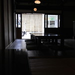 手打ち蕎麦 かね井 - 逆光ですが、実際もこんな風に見えます　(2013/06)