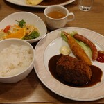 キッチン・ポム - メンチカツセット  1080円