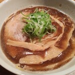 中華そば　桃李 - 料理写真:魚介醤油ラーメン740円