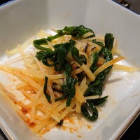 焼肉割烹 愛子 - 混ぜて食べるのがオススメ