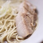 中華そば屋 伊藤 - 厚切りのお肉が無茶苦茶美味しいです。