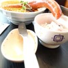 スープカレーの田中さん - メガフランクスープカレー(￥1250)、黒千石大豆ご飯　SS 100g。どこから写真を撮ればメガフランクの迫力を表現できるの！！