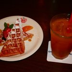 ドッグデプトガーデン - 今回はワッフル＆ドリンクのみ