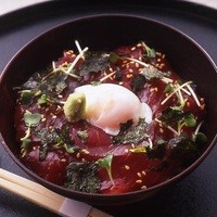 本マグロ漬け丼
