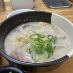 十八番 - 具沢山の飲みやすい、かす汁