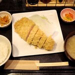 なりくら - ロースかつ定食（150g）