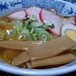 境の麺工房 - 鶏塩スープのチャーシュー麺