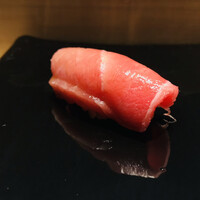 鮨m - 