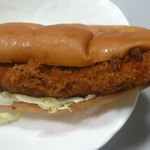 アジアド - 揚げソーセージパン